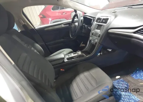 2017 Ford Fusion Hybrid Se z USA, uszkodzony, nr VIN 3FA6P0LU5HR324325